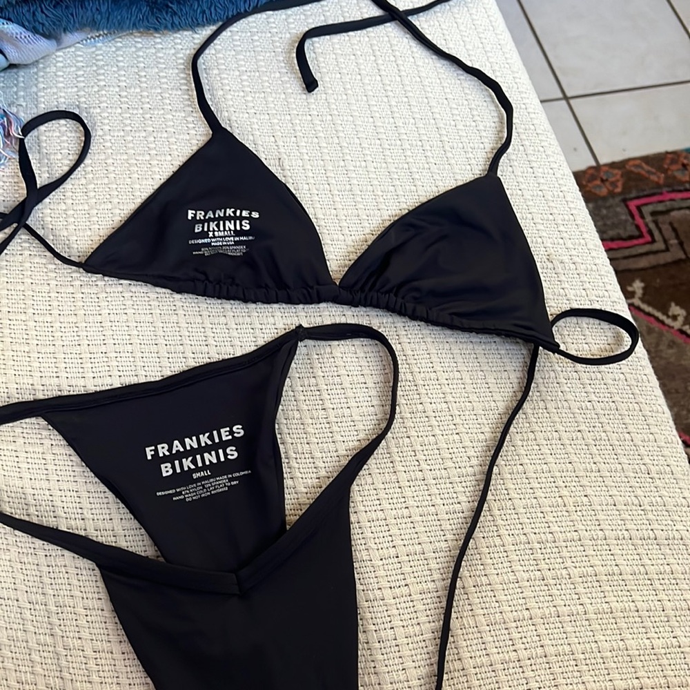 Black Frankie’s bikini